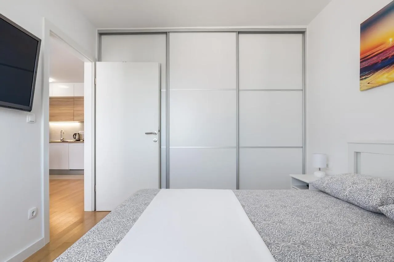 Diva Apartment With Free Private Parking Split