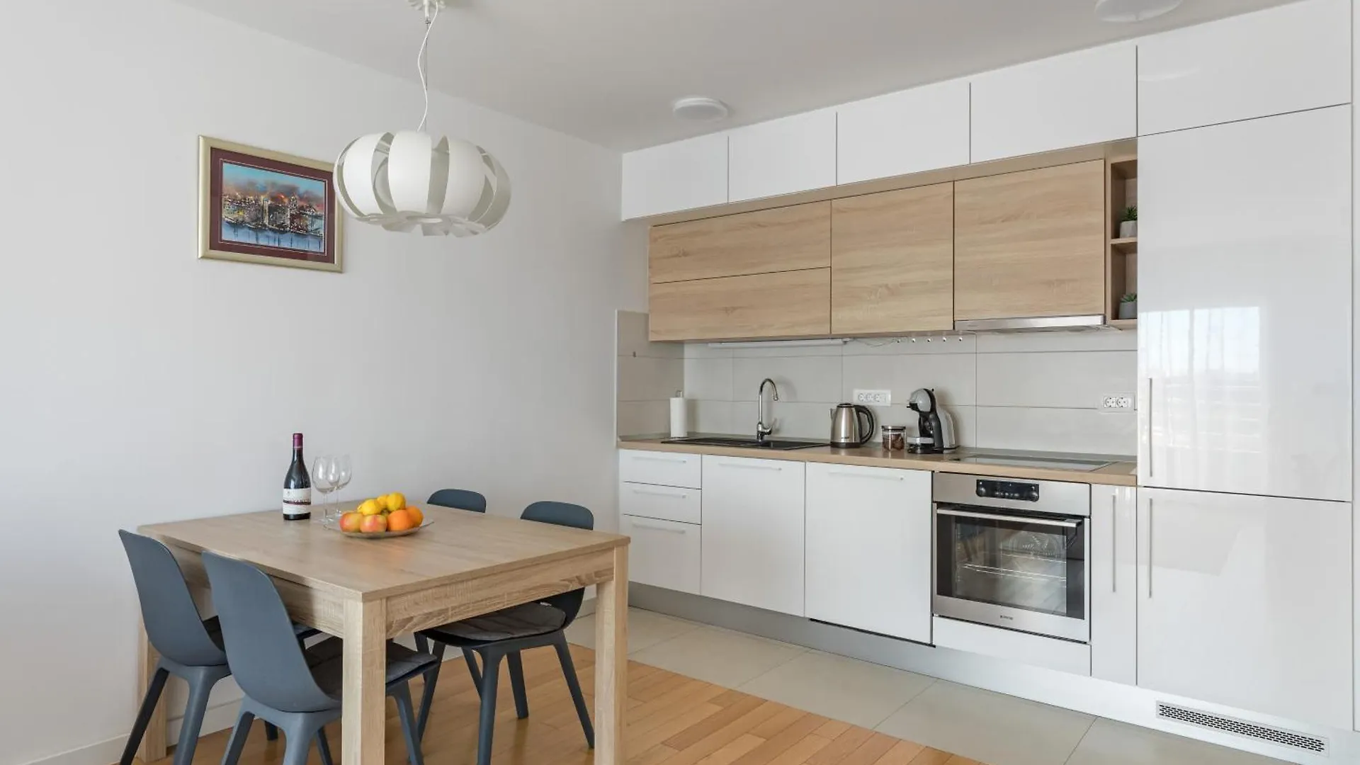 Diva Apartment With Free Private Parking Split